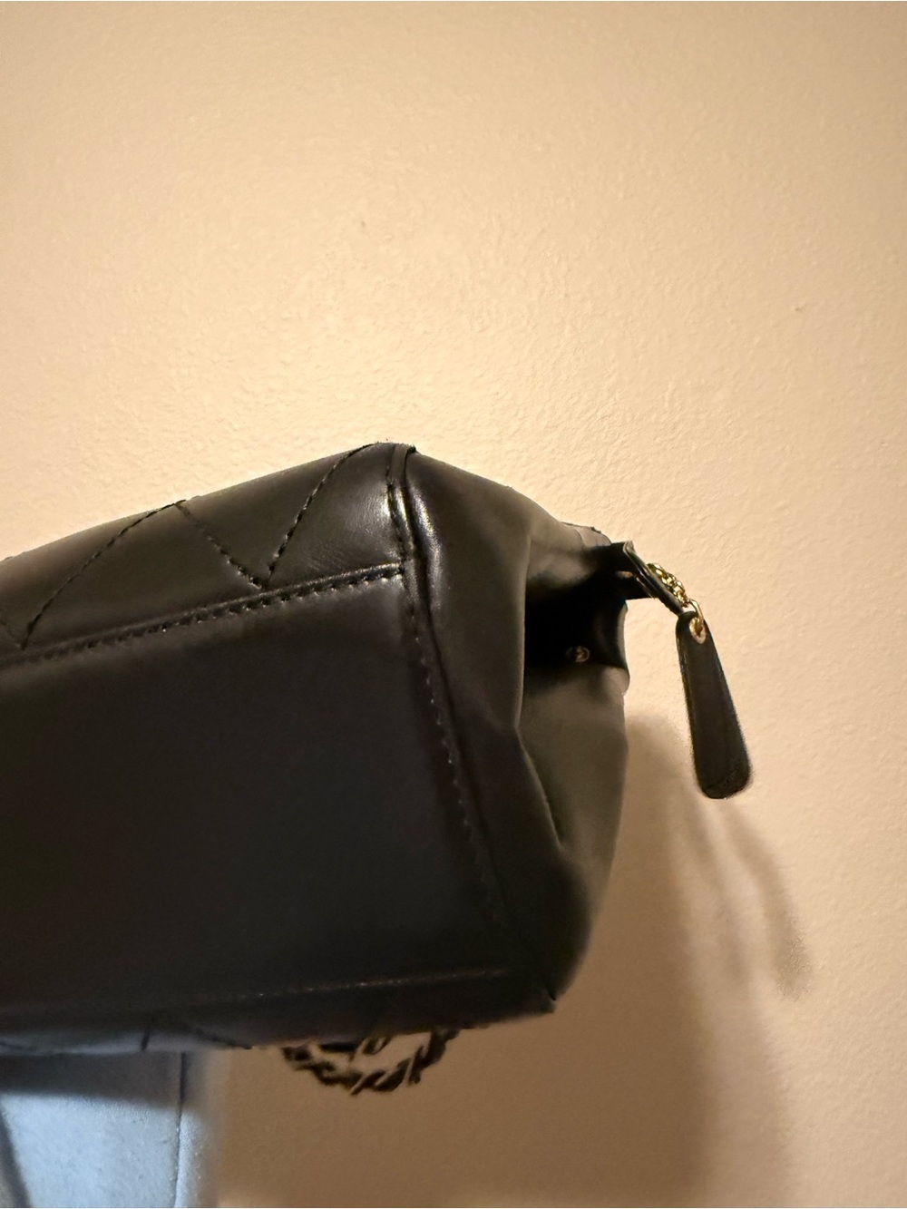 Chanel Lambskin Bekko Chain Large Shoulder Bag Black - Picture 5 of 16